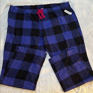 Old Navy Men's Plaid Athletic Shorts - Blue and Black
